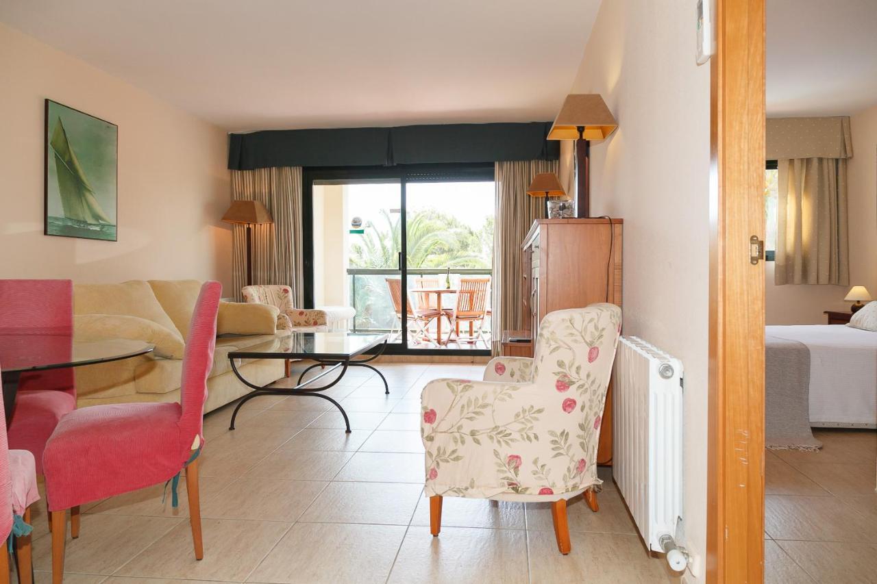 Apartamento UHC Costa Linda Family Complex Hospitalet De L'Infant Exterior foto